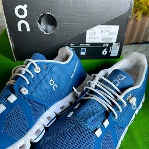 On Cloud Denim/White Women’s Sneakers